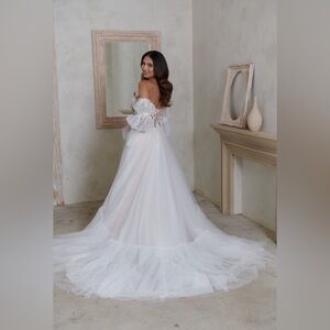New Unworn Unaltered Evie Young Maverick Wedding Dress White Size AU 12